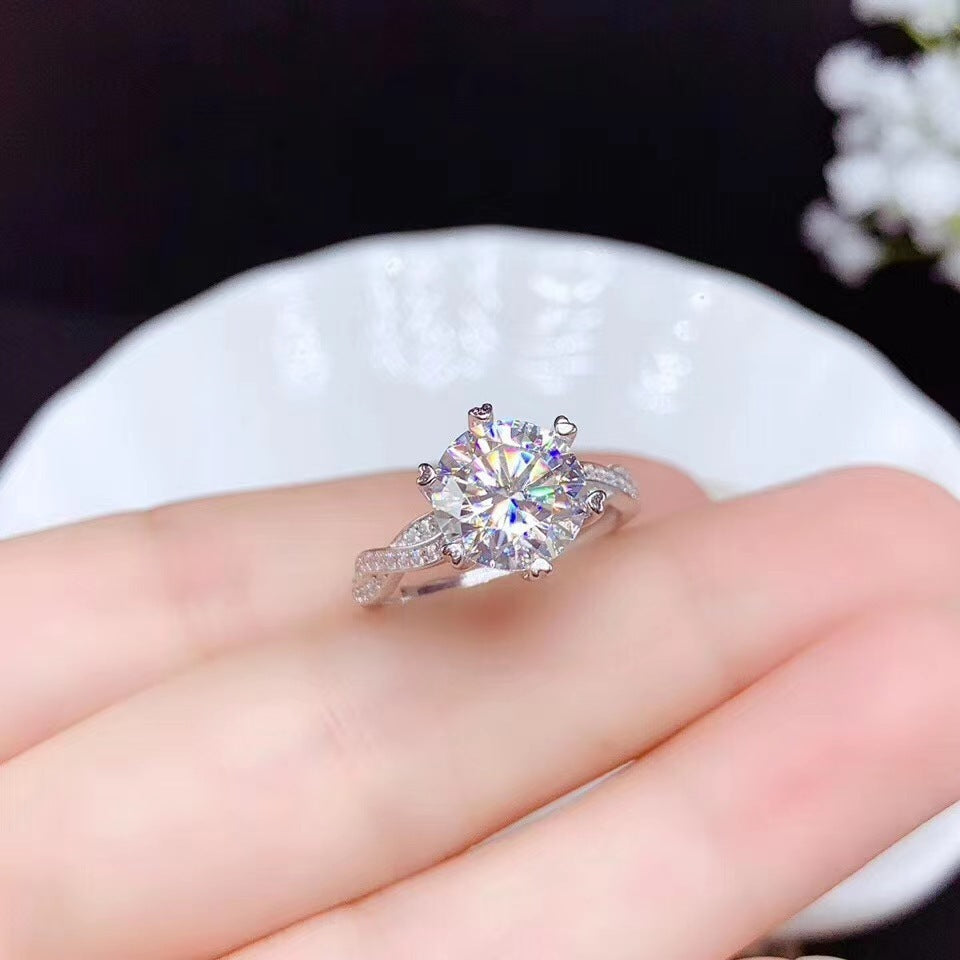 Elegant Ring with Vibrant Colors