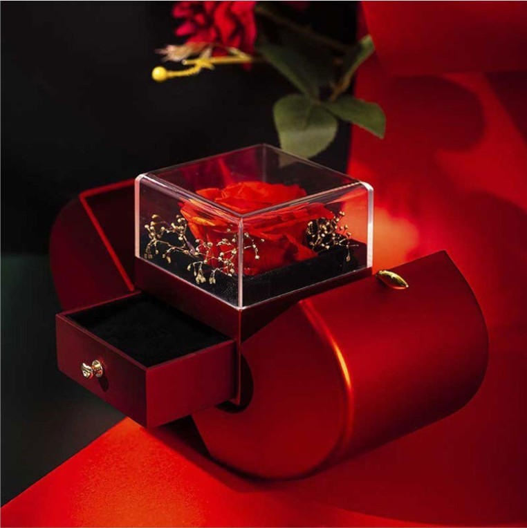 Rose Necklace and Jewelry Box Gift Set