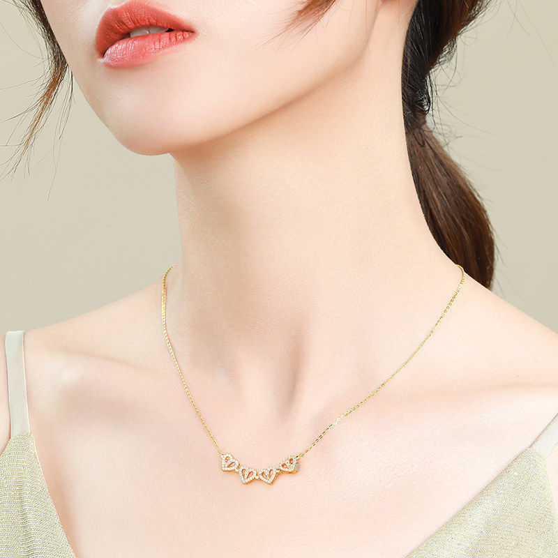 Heart-Shaped Clover Choker
