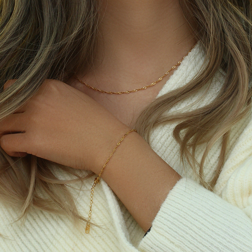 Classic Clavicle Chain Bracelet