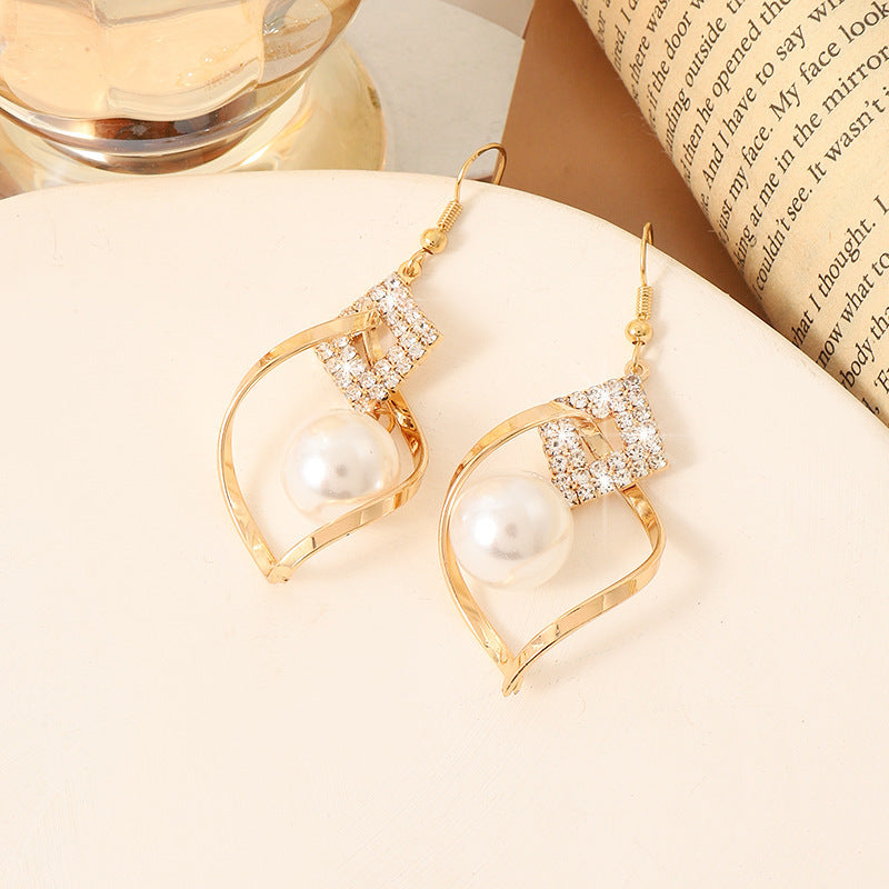 Elegant Women's Fashion Earrings