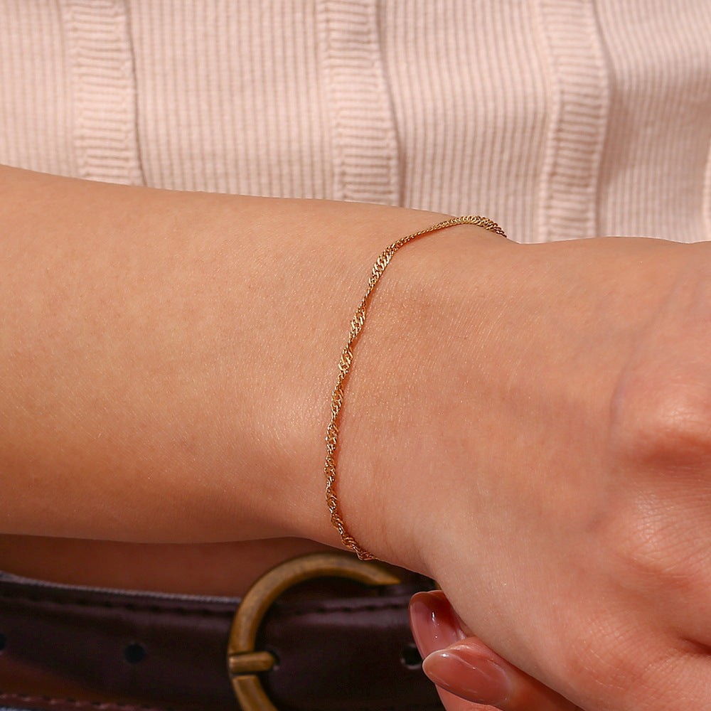 Classic Clavicle Chain Bracelet