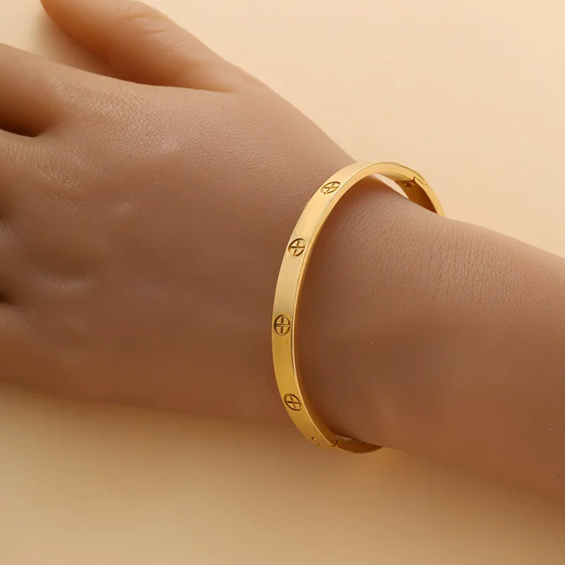 Stylish Gold & Silver Couple Bracelet - Holiday Gift