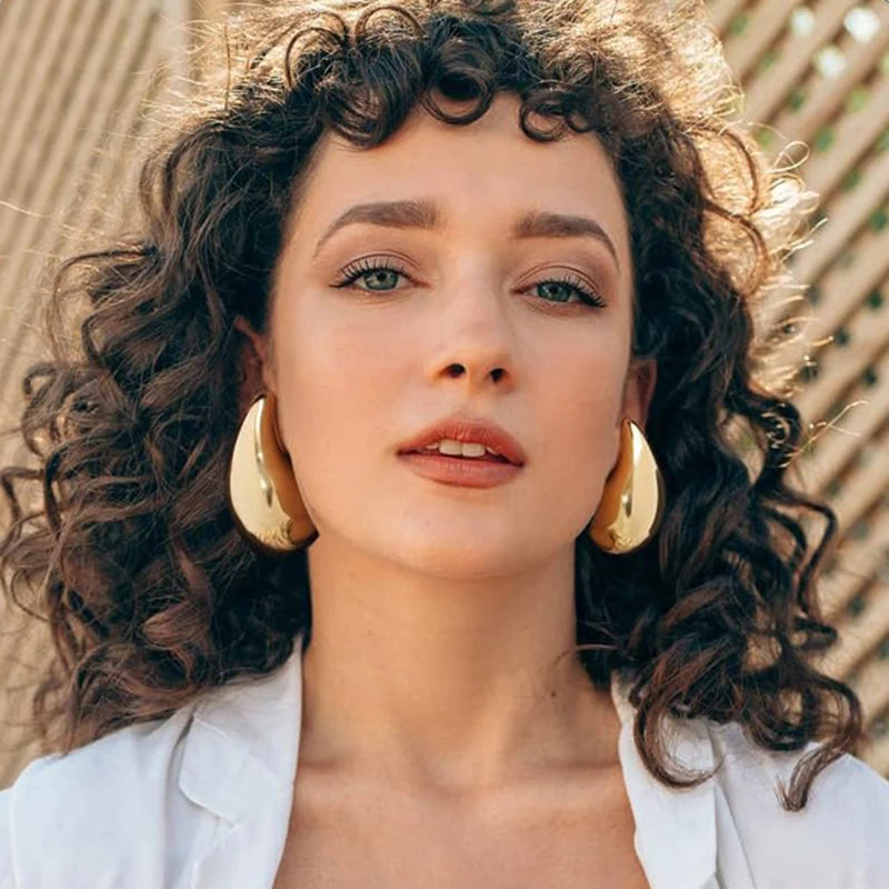 The Ultimate Guide to Oversized Gold Hoop Earrings