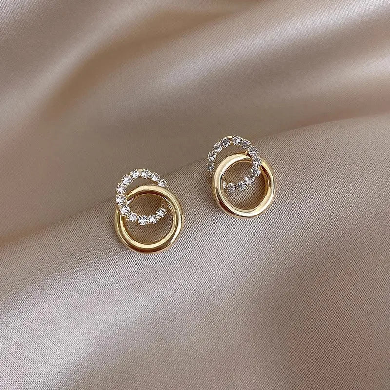 Gold Color Double Hoop Geometric Stud Earrings Sparkly Inlaid Rhinestone Earrings Female Fashion Light Luxury Ear Jewelry