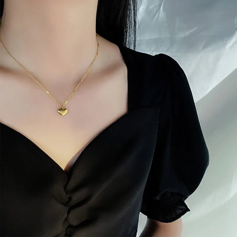 Women’s Gold Heart Pendant - GulnarStar