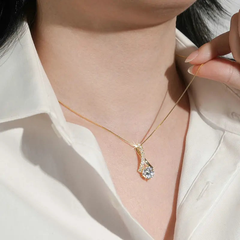 Women's Moissanite Clavicle Necklace