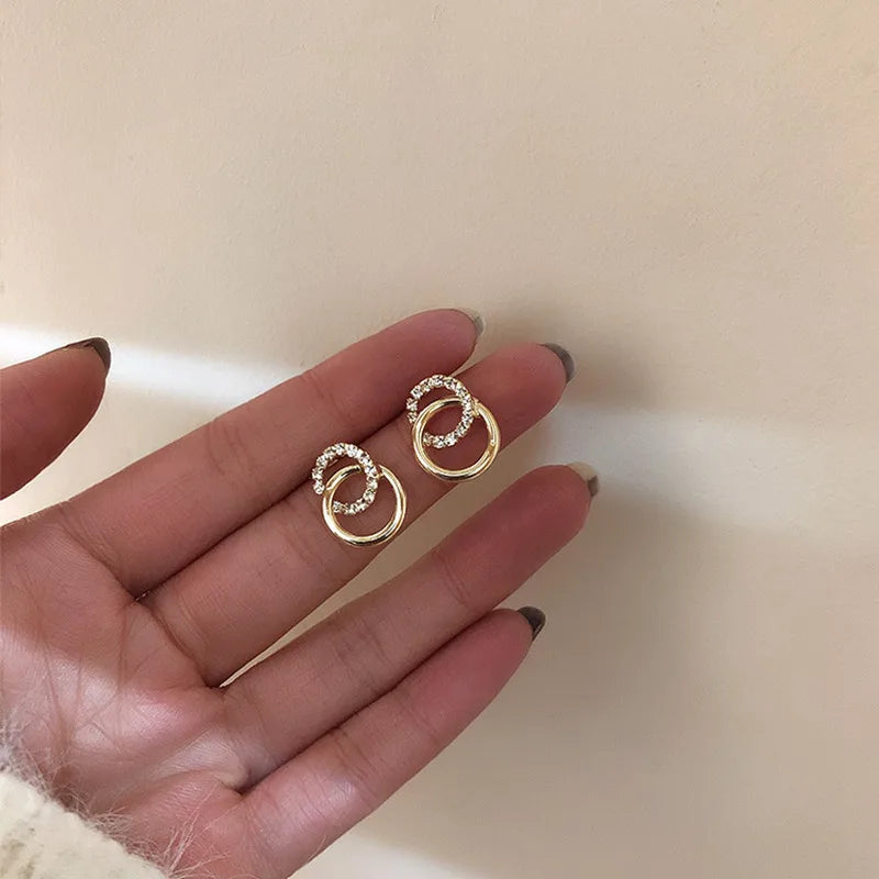Gold Color Double Hoop Geometric Stud Earrings Sparkly Inlaid Rhinestone Earrings Female Fashion Light Luxury Ear Jewelry