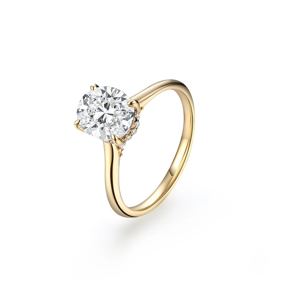 Luxury Moissanite Engagement Ring