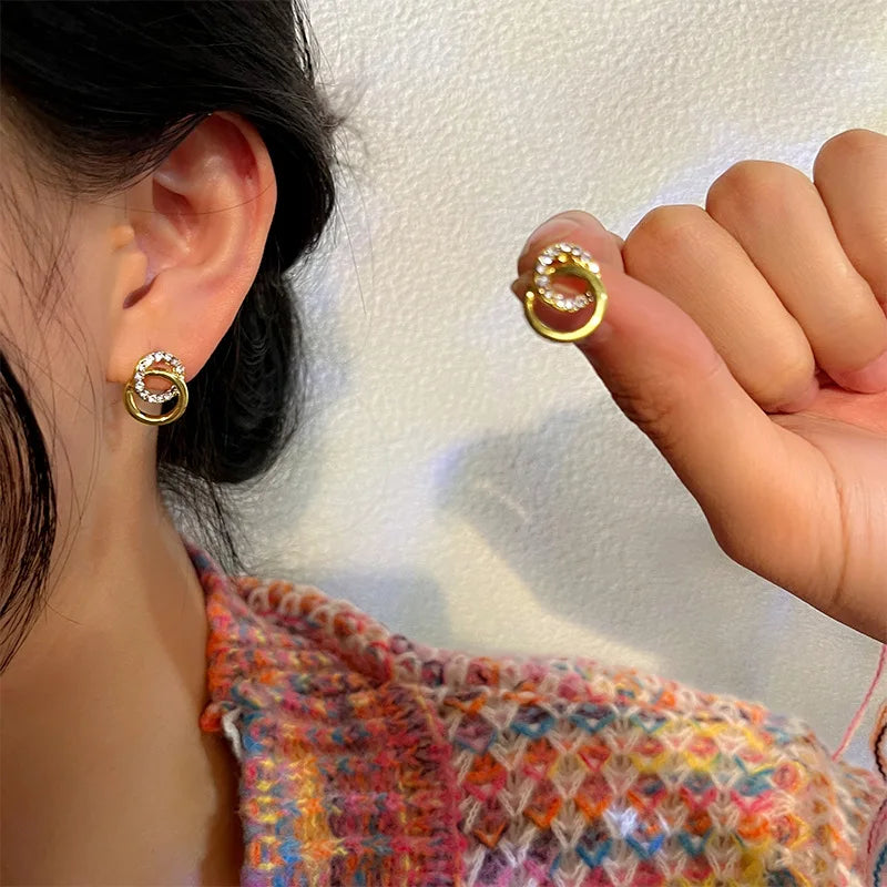 Gold Color Double Hoop Geometric Stud Earrings Sparkly Inlaid Rhinestone Earrings Female Fashion Light Luxury Ear Jewelry