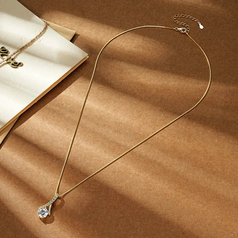 Women's Moissanite Clavicle Necklace