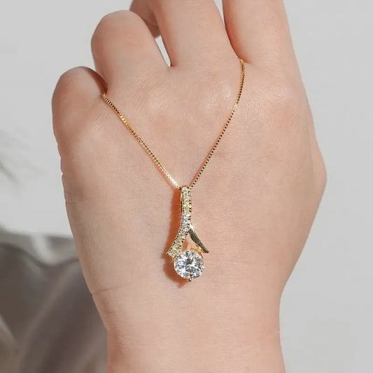 Women's Moissanite Clavicle Necklace